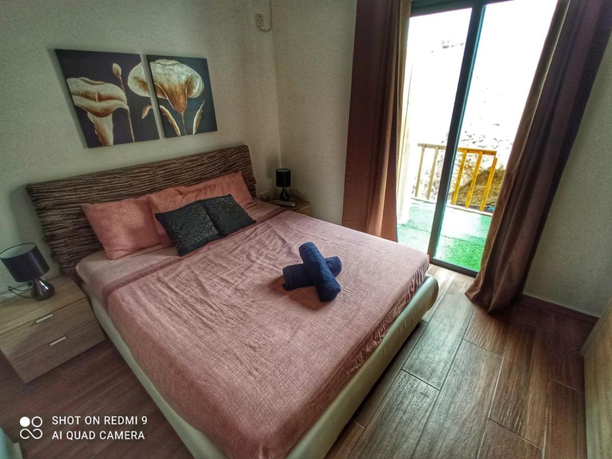 Town House With Private Pool In Village Centre Kalkara Dış mekan fotoğraf